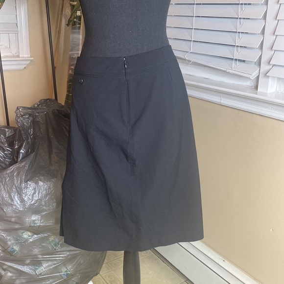 The Limited Stretch Mid Length Skirt - Picture 4 of 12